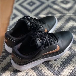 Nike Vapor Women’s Golf Shoes Size 6